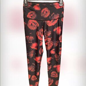NWOT Victoria's Secret Women's Sporty Floral Leggings